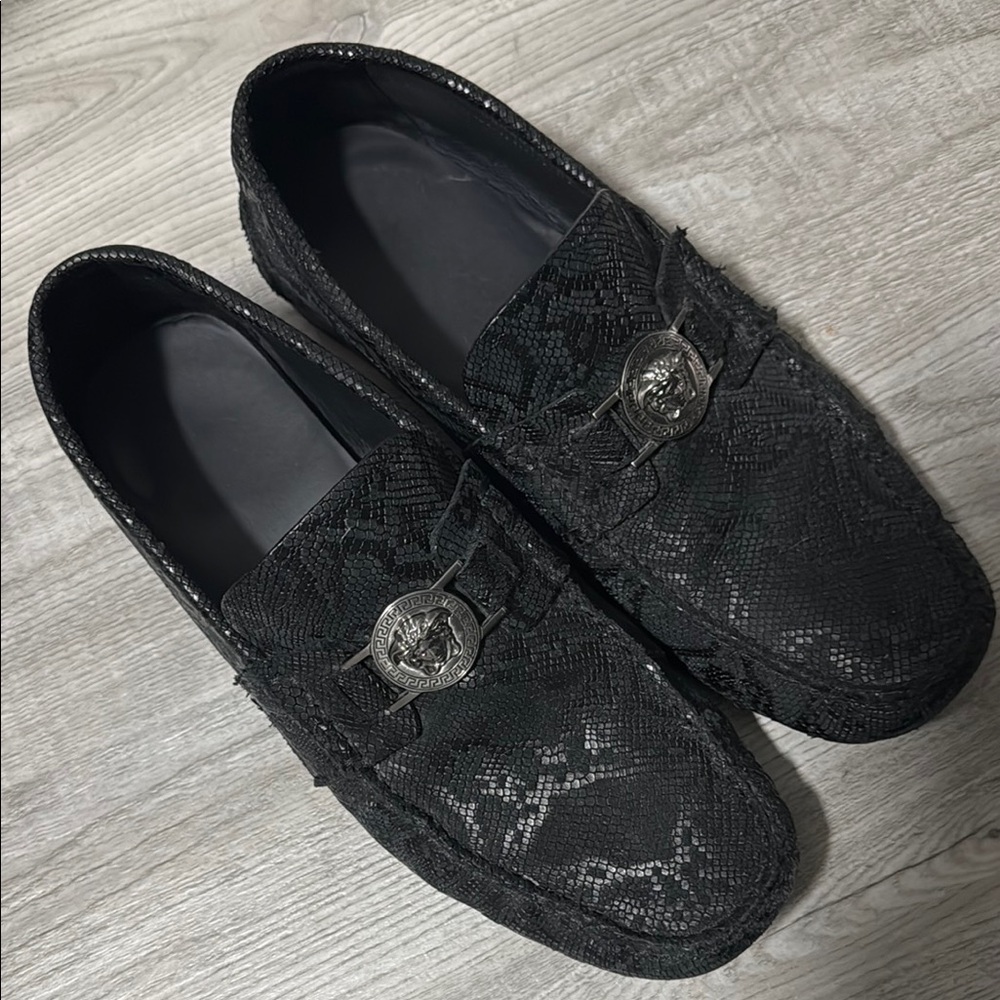 VERSACE Men's Black Loafers snake print with silver details